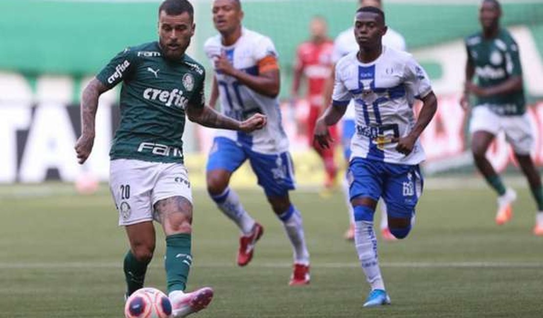 Palmeiras leva susto, mas vira sobre Água Santa e passa liderando grupo