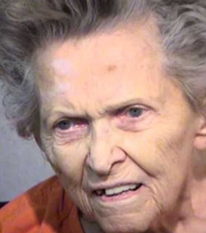Mulher de 92 anos mata o filho para não ir para um lar de idosos