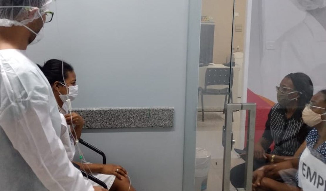 Porta da Esperança: Hospital de Arapiraca inova e permite visitas a pacientes com coronavírus