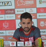 Lucas Abreu destaca desejo do CRB em crescer na Série B do Brasileiro