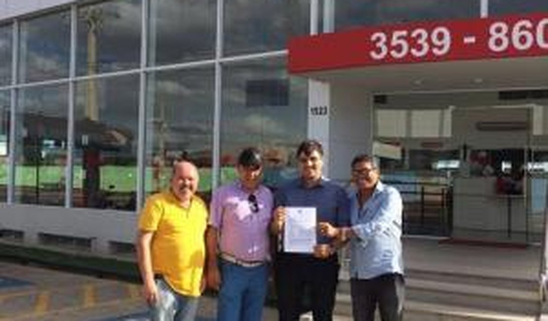 ASA renova com Alagoas Motos, recebe apoio do Governo e entrega moto e alimentos 