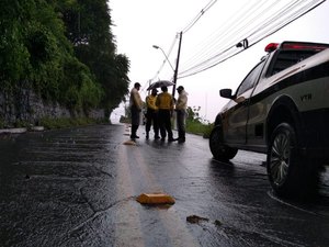 SMTT orienta sobre o tráfego de veículos em Fernão Velho