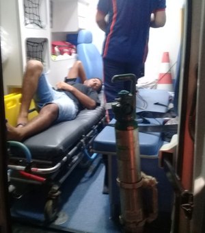 Morador de rua passa mal e precisa ser socorrido ao Hospital Regional de Arapiraca