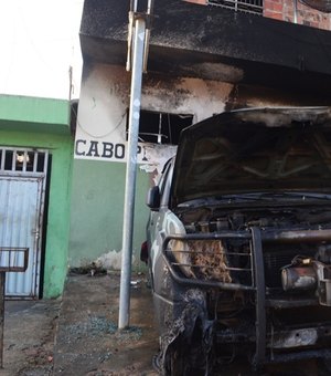 Bandidos incendeiam viatura e disparam contra 2ª Cia da Polícia em Joaquim Gomes 