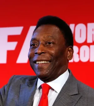 Revista americana elege Pelé como o melhor jogador da história