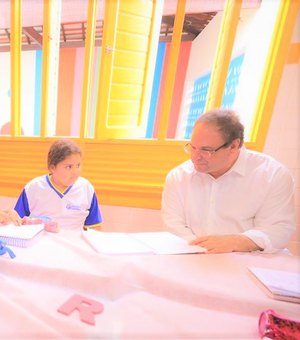 Prefeito Luciano entrega moderna escola e beneficia mais cinco comunidades de Arapiraca