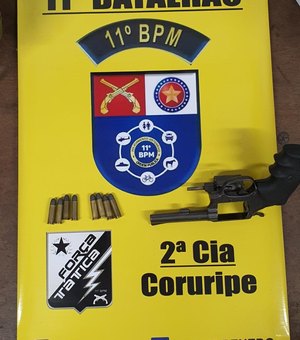 Dupla é presa durante blitz por porte ilegal de arma em Coruripe