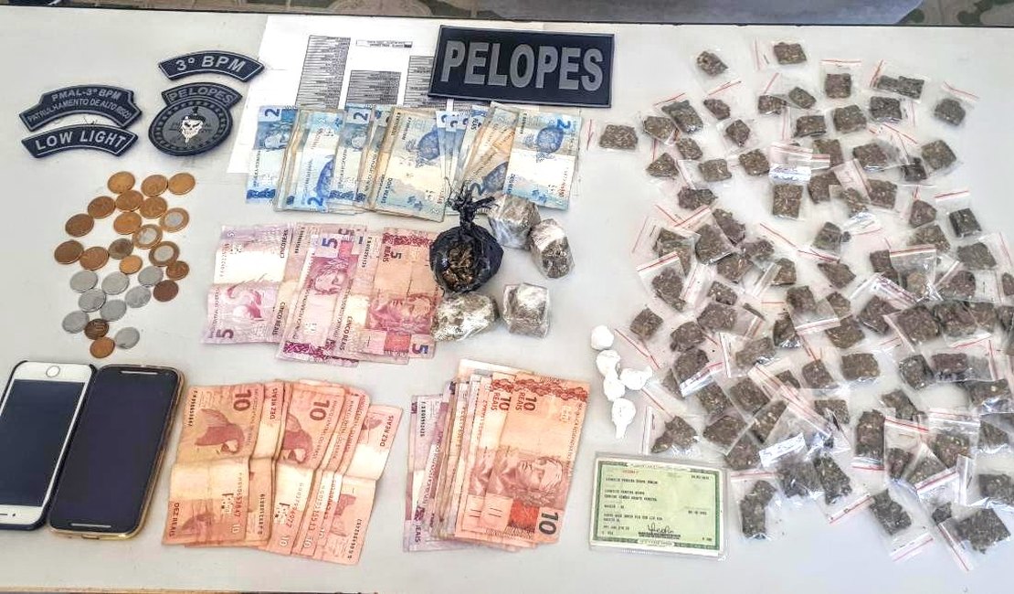 Polícia prende seis homens em residência traficando e consumindo drogas