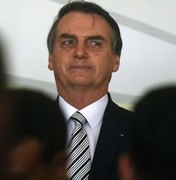 Bolsonaro critica demissão de quem se recusa a se vacinar