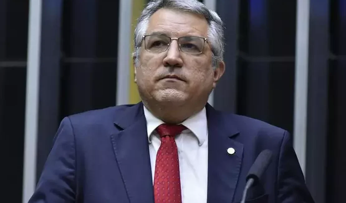 Padilha afirma que governo já tem dados de quem financiou atos golpistas em Brasília