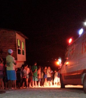 [Vídeo] Bebê de um ano morre em incêndio após ser deixado sozinho em casa