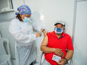 Arapiraca já vacinou 40% da população adulta contra a Covid-19