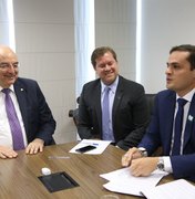 Ministro alagoano assegura recursos para captação no Canal do Sertão
