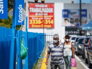 Com avanço de fases, Governo alerta os alagoanos que a pandemia não acabou
