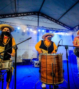 Tradição e cultura marcam a noite de abertura do Natal dos Folguedos