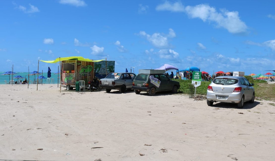 Veículo é arrombado e tem objetos furtados em praia de Maragogi