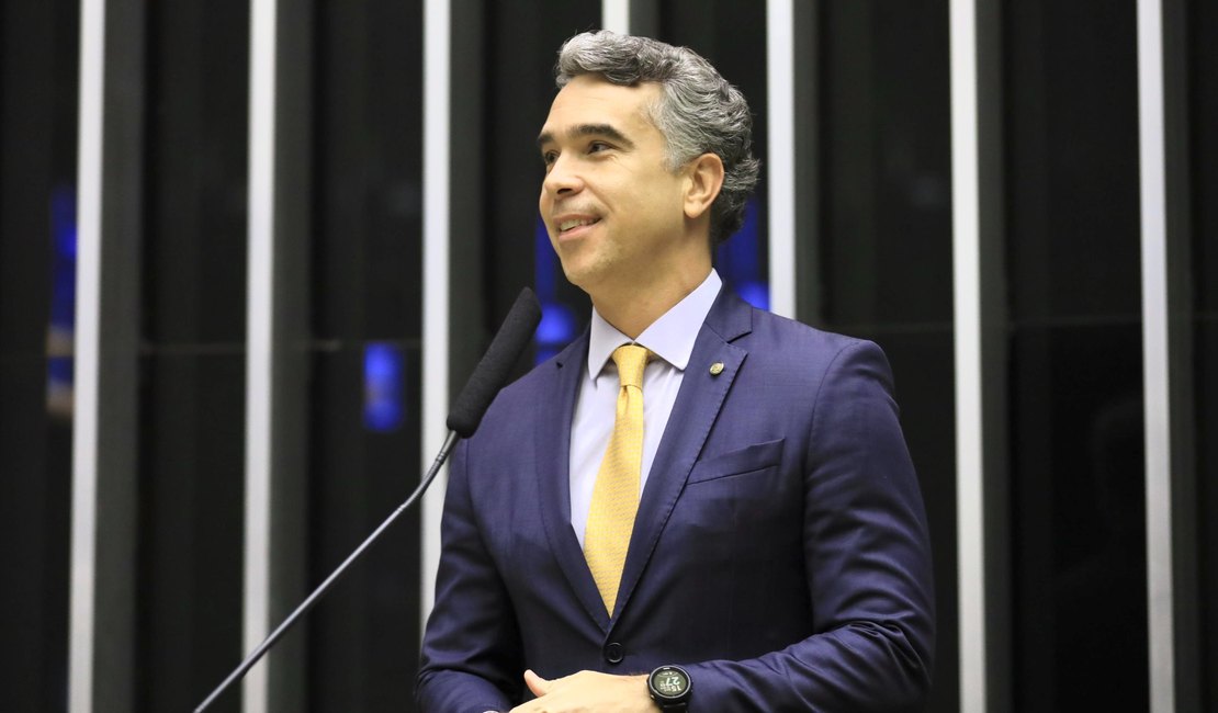 Rafael Brito assume a presidência da Frente Parlamentar da Educação em Brasília