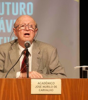 Morre no Rio, aos 83 anos, o acadêmico José Murilo de Carvalho