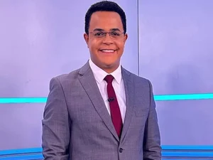 Jornalista da TV Globo, Marcelo Pereira, é socorrido após mal súbito
