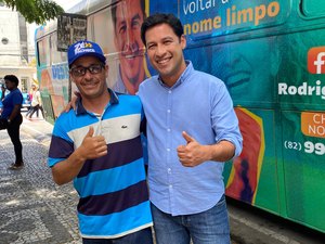 Caravana de renegociação de dívidas Desenrola com Rodrigo Cunha segue até a quinta-feira em Arapiraca