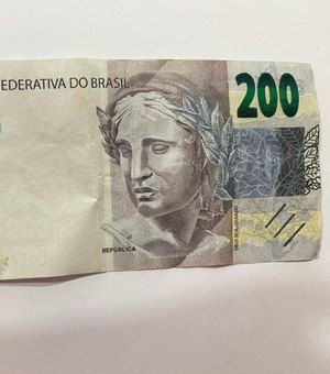 [Vídeo] Homem usa nota falsa de R$ 200,00 em loja de Arapiraca