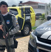 Veículo roubado é recuperado na cidade de Arapiraca