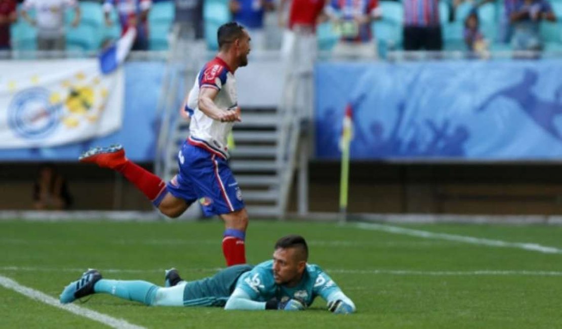São Paulo visita o Bahia em confronto direto por vaga na Libertadores