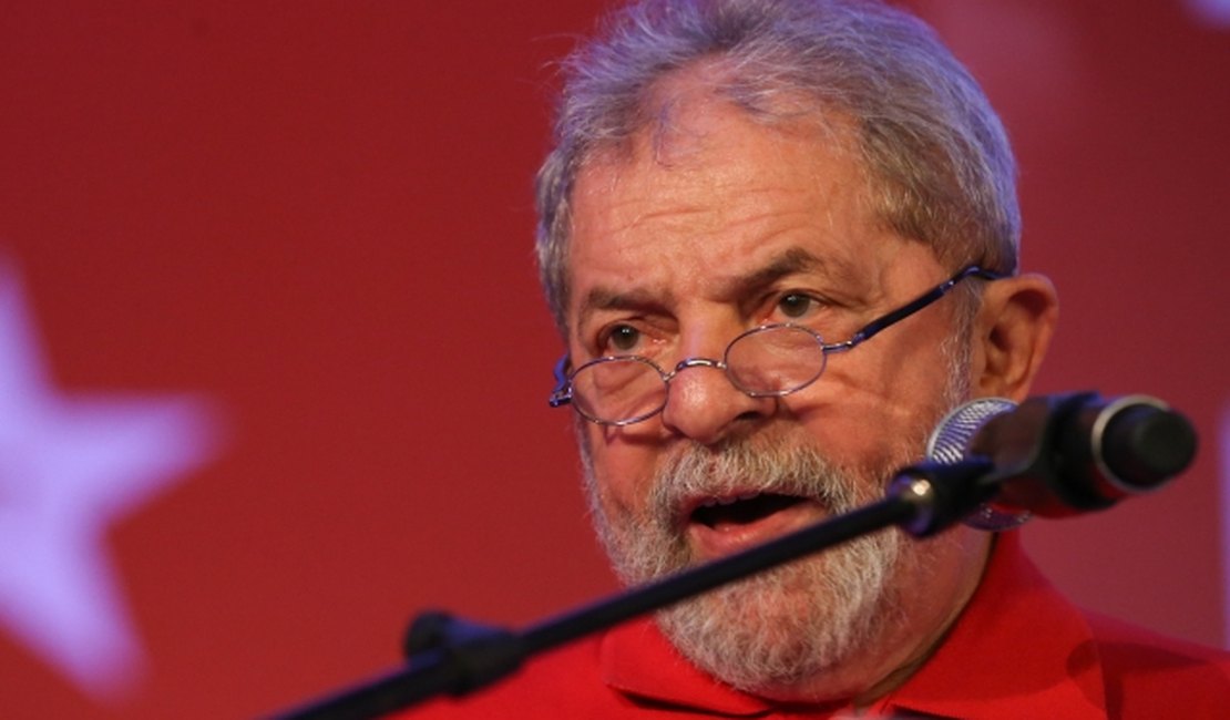 Lula venceria 1º turno em todos os cenários apontados por pesquisa