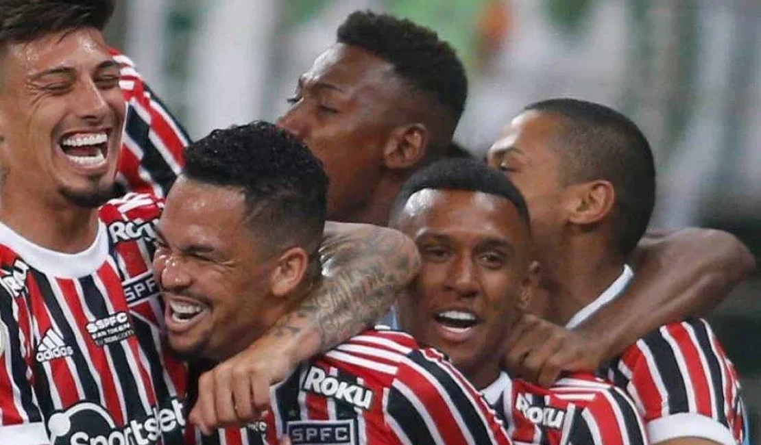 São Paulo encerra jejum como visitante e volta a vencer fora de casa pela primeira vez em três meses