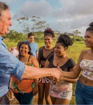 Em pré-campanha, Collor visita municípios atingidos pelas chuvas em Alagoas