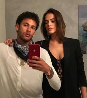 Neymar e Bruna Marquezine se encontram em show e fãs especulam volta de namoro