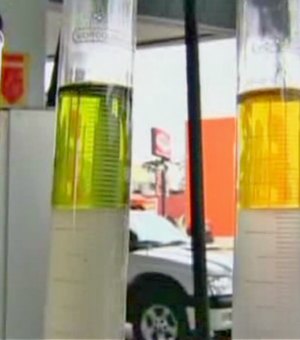 Em Arapiraca, Procon realiza testes de qualidade e volumetria em postos de combustíveis