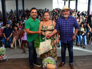PAA Municipal é lançado em São Sebastião e irá beneficiar 61 agricultores e 800 famílias do município