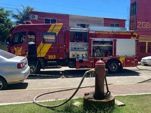 Casa pega fogo em Igaci e incêndio é controlado por bombeiros