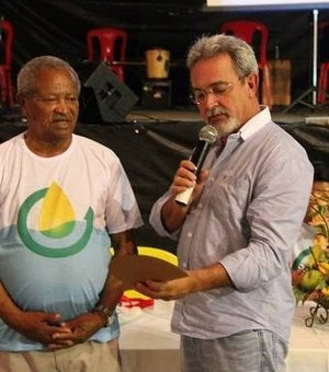 Pescador é homenageado por defesa do Rio São Francisco