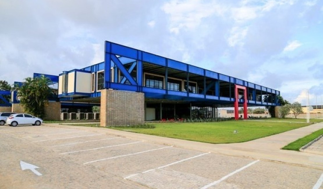 Detran disponibiliza parcelamento de débitos de veículos no cartão de crédito