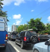Em Maceió, Movimento dos Sem Terra deixa trânsito congestionado