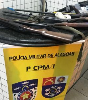 PM apreende seis armas de fogo em Jequiá da Praia e Roteiro
