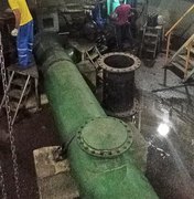 Casal realiza manutenção para consertar bombas e retomar abastecimento da Bacia Leiteira