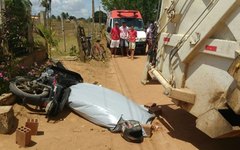Motociclista não resistiu e morreu no local do acidente. 