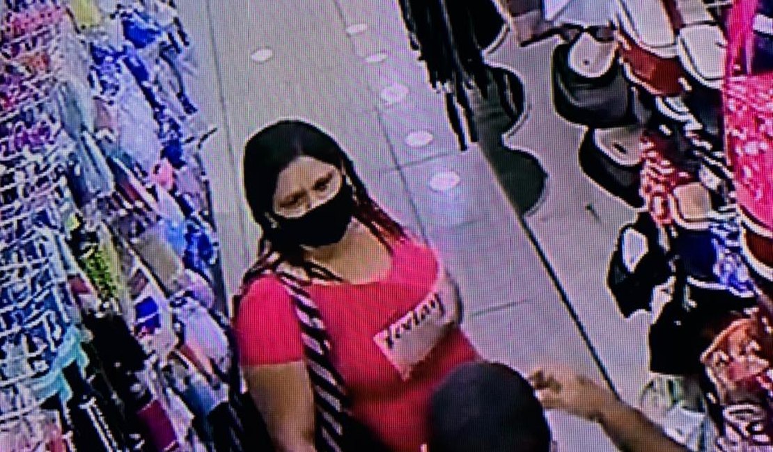 [Vídeo] Dupla furta mercadorias diante das câmeras de segurança em loja de Arapiraca