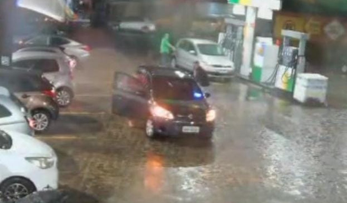 Motorista de aplicativo é assaltado no bairro do Clima Bom