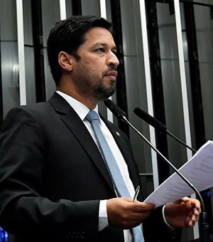 Rodrigo Cunha economiza mais de R$ 1,1 milhão em recursos destinados aos gabinetes dos senadores