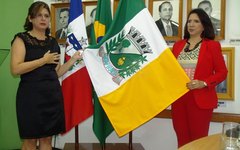 Eliana Cavalcanti recebe título de cidadã arapiraquense