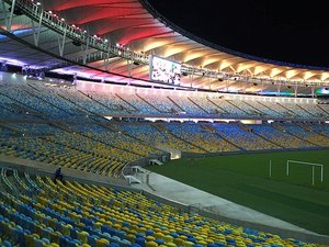 Por alta no número de casos de Covid-19, Prefeitura do Rio de Janeiro suspende público nos estádios