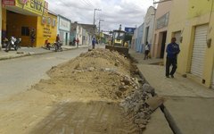 Prefeitura de Arapiraca intensifica obras e liberação de ruas na cidade