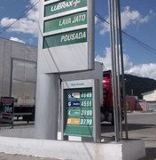 Criminosos assaltam posto de combustíveis em Arapiraca