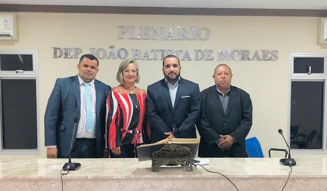 Jason Júnior assume Presidência da Câmara de Porto Calvo