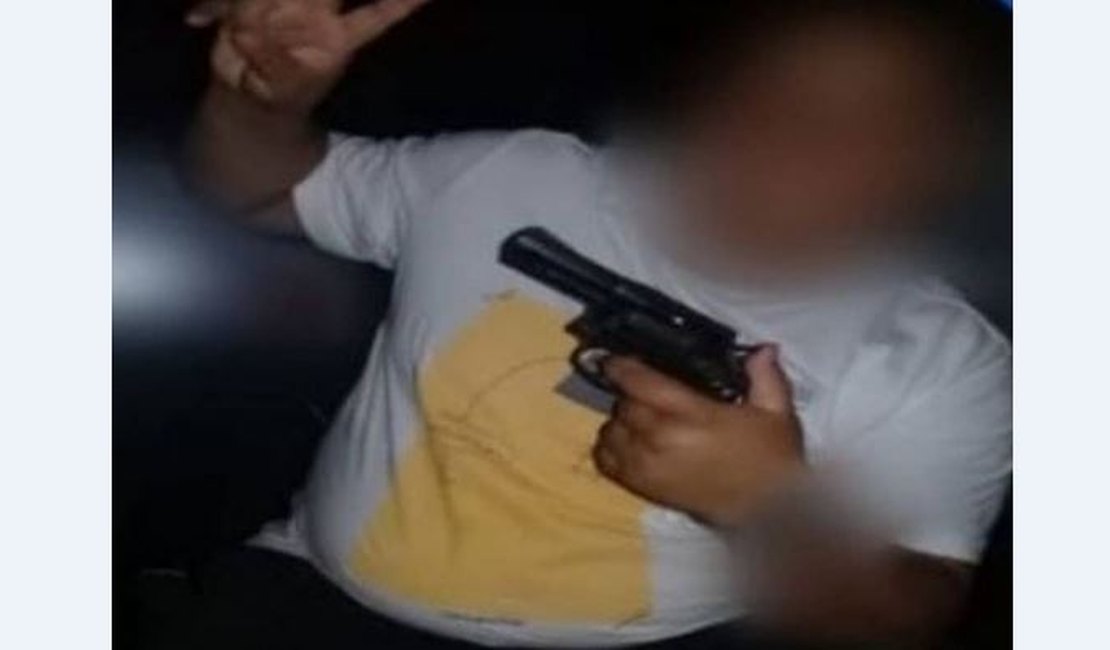Após se exibir com arma de fogo nas redes sociais, jovem é detido em São Brás