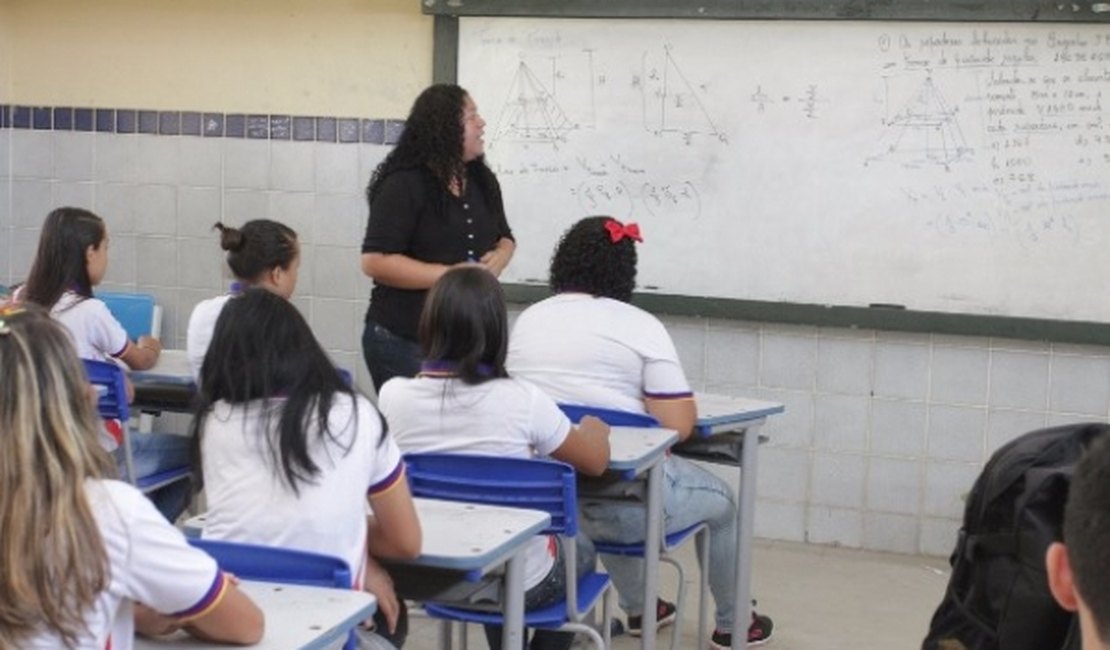 Escolas da rede Estadual recebem ‘Semana de Ensino da Matemática’